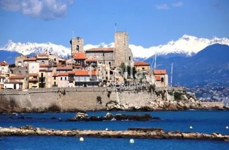 Old Town Haven Αντίμπ