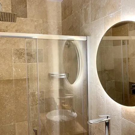 Old Town Haven Antibes