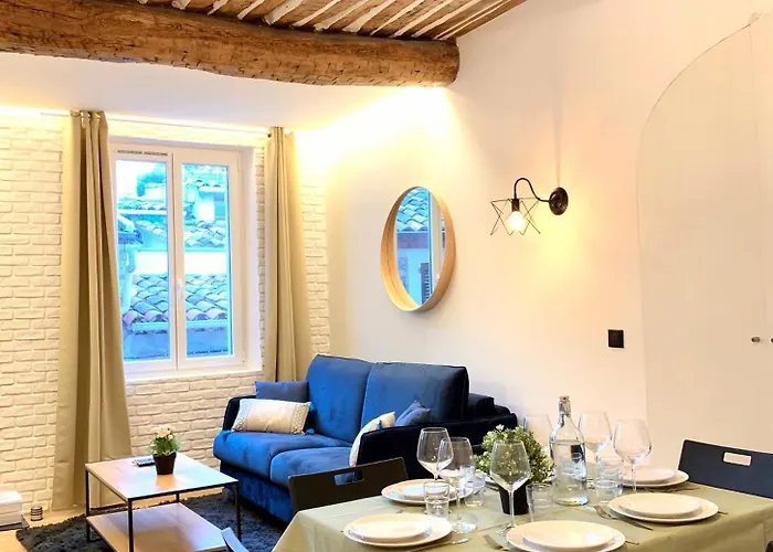 شقة Old Town Haven أنتيب